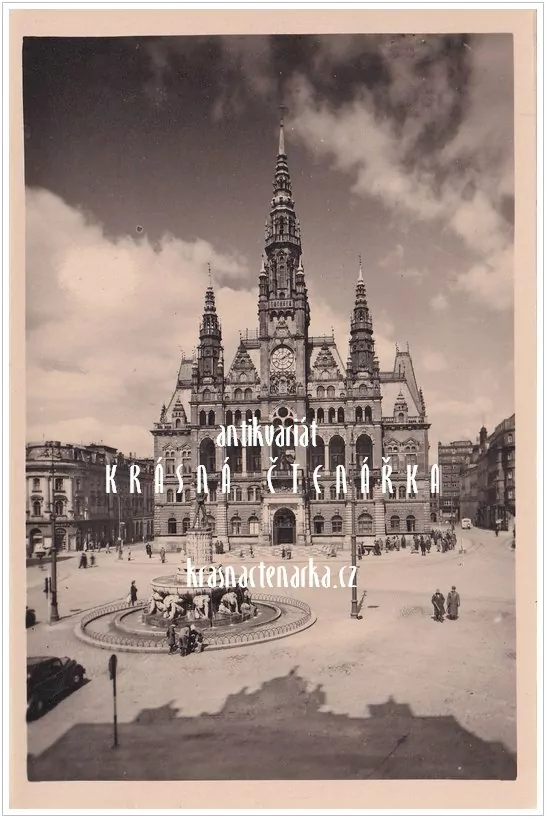 LIBEREC, Radnice, náměstí a také Metznerova kašna