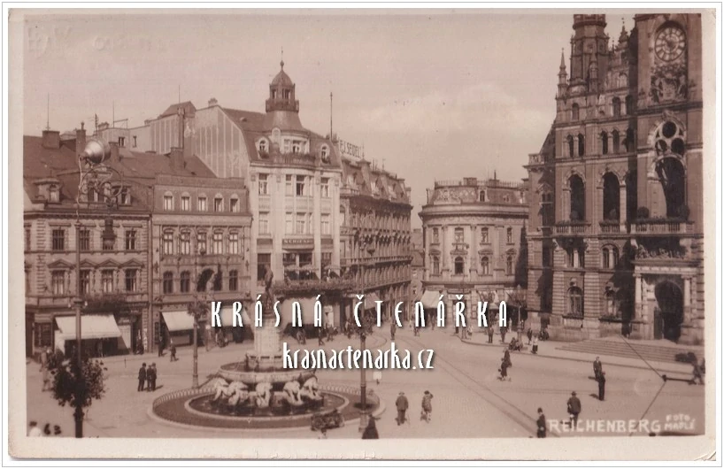 LIBEREC, Radnice a náměstí a Metznerova kašna