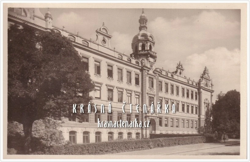 TURNOV, Základní škola