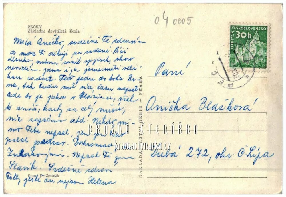 PEČKY, Základní škola