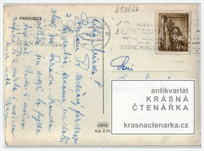 PARDUBICE, Náměstí Osvobození a betonový traktor