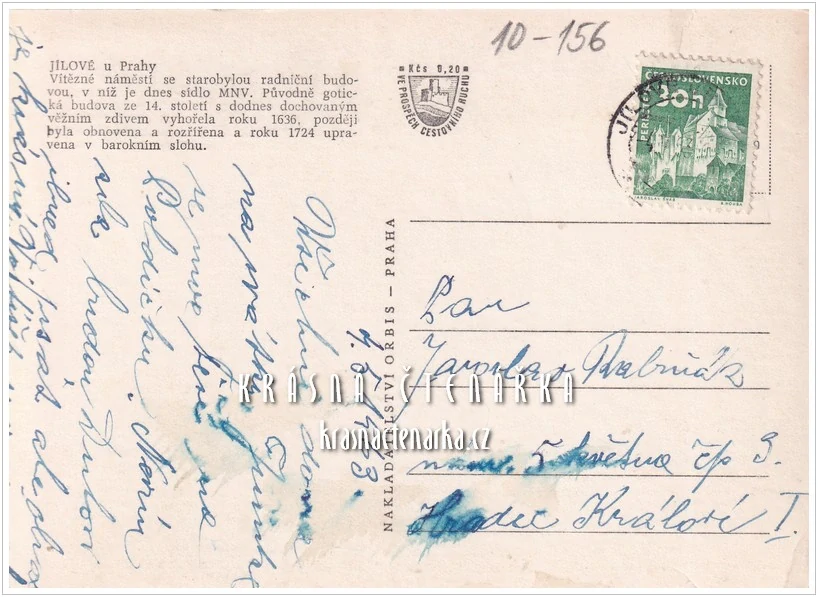 JÍLOVÉ u Prahy, Náměstí i s autobusem