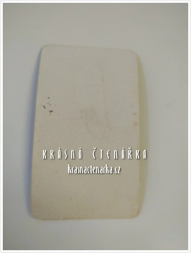 Fotografická vizitka: CÍRKEVNÍ HODNOSTÁŘ (Atelier Eckert, Jindřich (Heinrich), Praha)