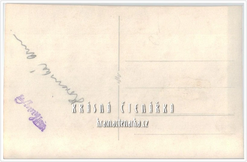 VOJENSKÁ (voják, ateliérová fotografie)