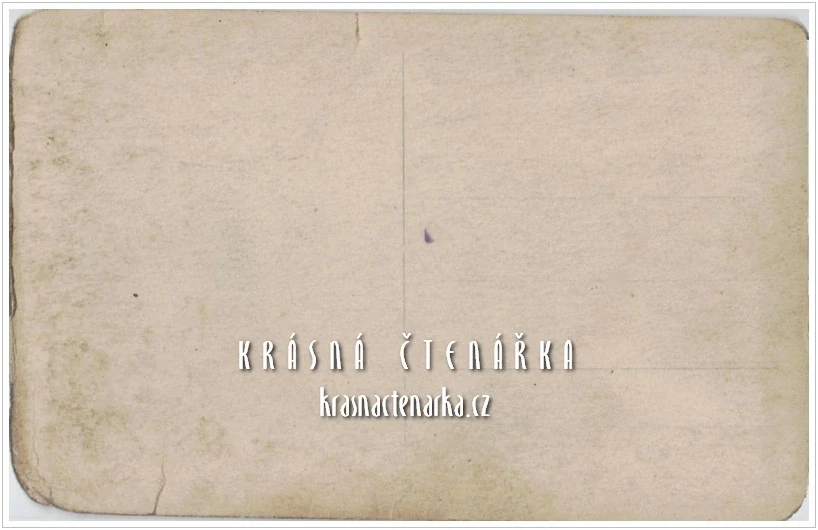 VOJENSKÁ (voják, ateliérová fotografie)