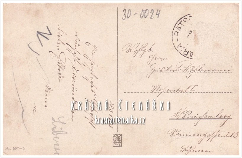 VELIKONOČNÍ pohlednice a dívenka s kuřátkem