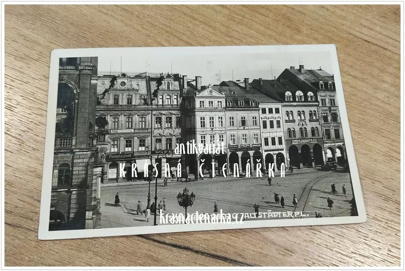 LIBEREC, Kousek radnice a náměstí