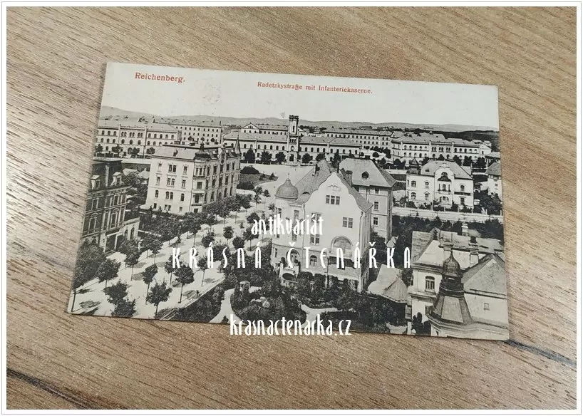 LIBEREC, Dolní kasárna a ulice Vítězná