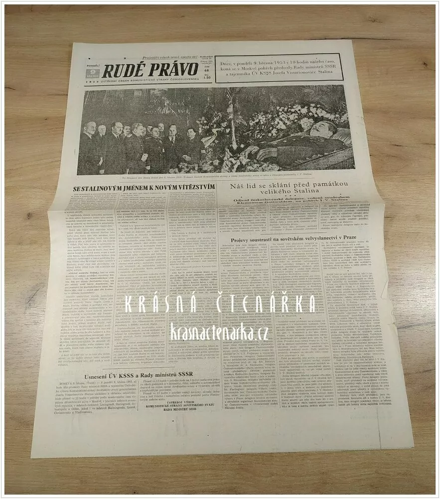 RUDÉ PRÁVO, číslo z 9.3. 1953, Náš lid se sklání před památkou velikého Stalina