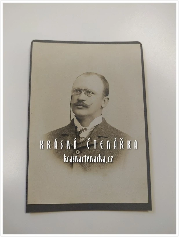 Fotografická vizitka: DŽENTLMEN 