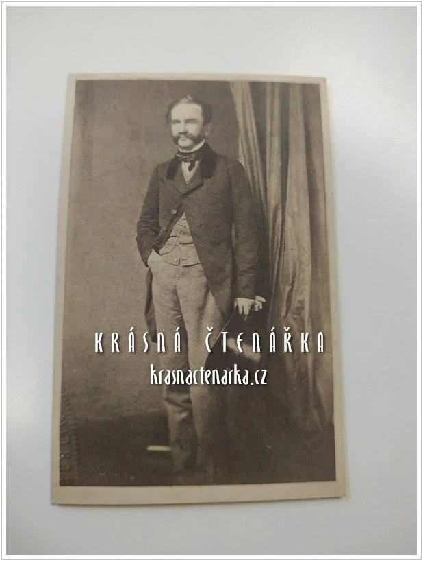 Fotografická vizitka: DŽENTLMEN (Atelier Wilhelm Rupp, Praha)