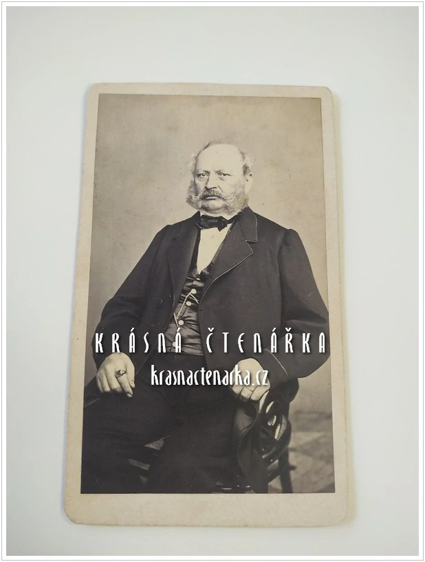 Fotografická vizitka: DŽENTLMEN (Atelier Alexander Seik, Tábor)