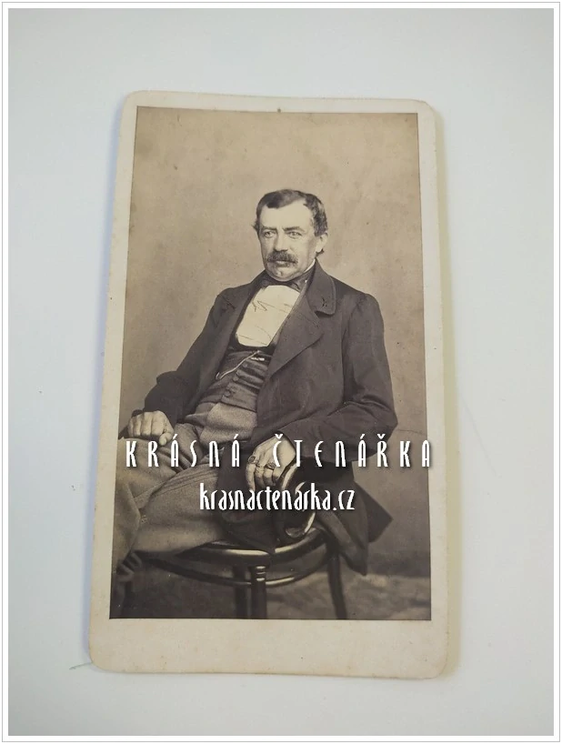 Fotografická vizitka: DŽENTLMEN (Atelier Alexander Seik, Tábor)