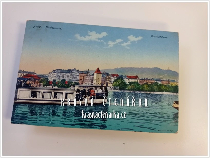 PRAHA, Vyhlídková loď na Vltavě