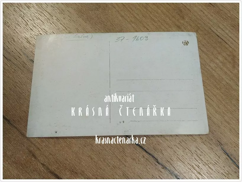 LIBEREC, Radnice, náměstí, kašna a složitá dopravní situace