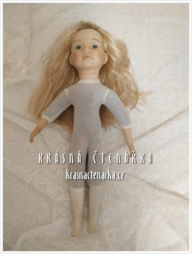 Porcelánová panenka KLAUDIE