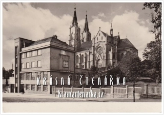 ORLOVÁ, Kostel a spořitelna