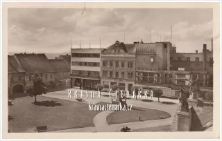 BENÁTKY NAD JIZEROU, Náměstí