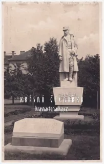 ČÁSLAV, Pomník maršála Focha