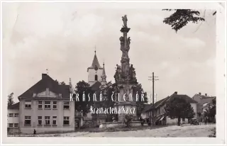 KÁCOV, Náměstí