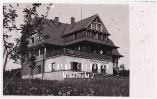 PYSKOČELY, Pražská bouda