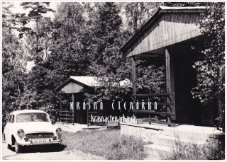 JEVANY, Chatový tábor při hotelu Jevany