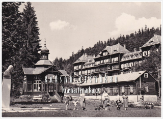 KARLOVA STUDÁNKA, Slezský dům a Pitný pavilón