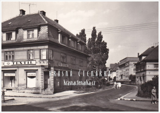 HEJNICE, Obchod Textil, křižovatka Jizerská a Nádražní ulice