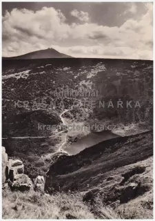 Hora SNĚŽKA od Malého jezera (pol. Mały Staw)