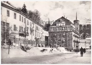 JANSKÉ LÁZNĚ (Sanatorium Janský dvůr a náměstí)