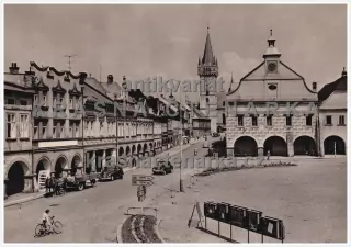 DVŮR KRÁLOVÉ NAD LABEM (Náměstí s povozem a vozem)
