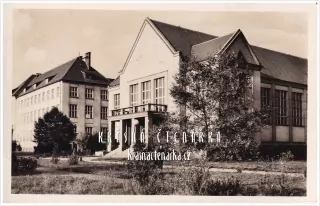 BEROUN, Pedagogická škola