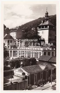 KARLOVY VARY (Tržní kolonáda se Zámeckou věží)