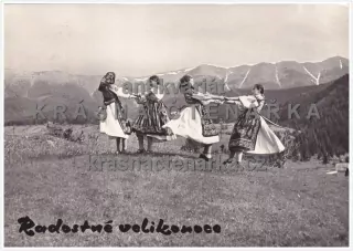 ŽENY V KROJÍCH - VELIKONOCE