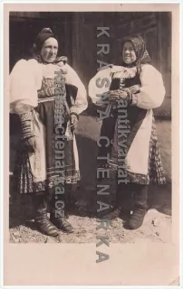 ŽENY V KROJÍCH (Važec, Liptovská župa)