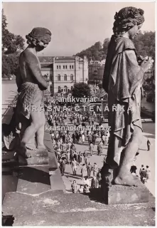 KARLOVY VARY (Kolonáda československo-sovětského přátelství)