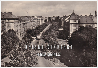 HRADEC KRÁLOVÉ, Třída Karla IV., býv. Stalinova třída