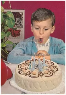 CHLAPEC s narozeninovým dortem