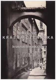 OLOMOUC (Školní ulice)