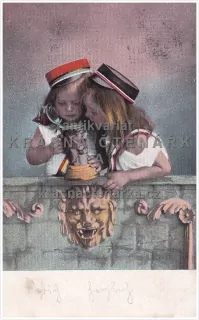 DÍVENKY s pivním korbelem