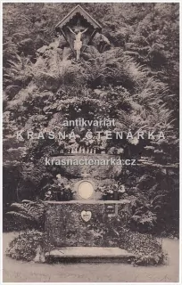 KARLOVY VARY (Kaplička v lese)