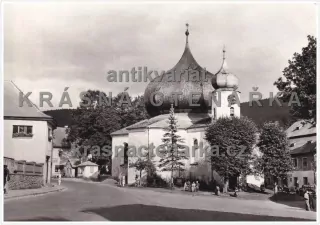 ŽELEZNÁ RUDA (Pohled na kostel Panny Marie Pomocné)