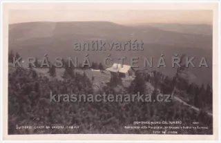 ŠUMAVA (Hora Javor s chatou)