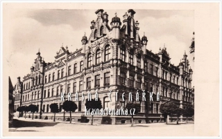 LIPNÍK NAD BEČVOU, Střední škola