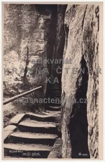 MYŠÍ DÍRA (CHKO Český ráj)