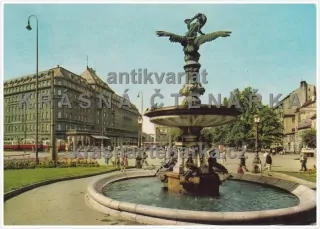 BRATISLAVA (Hviezdoslavovo námestie a hotel Carlton)