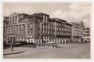 OSTRAVA, Stalinovo náměstí a ředitelství Ostravsko-karvinských dolů