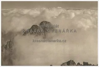 KEŽMARSKÝ ŠTÍT V MRACÍCH