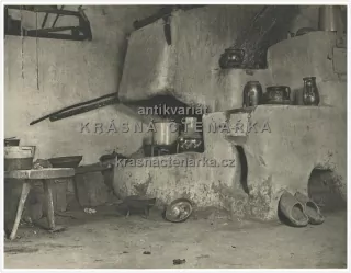 LIDOVÉ STAVITELSTVÍ NA PODKARPATSKÉ RUSI