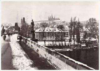 PRAHA, Karlův most v zimě